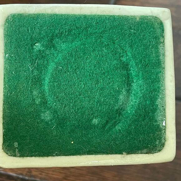 Vintage Russ Berries Figurine We Need Each Other 1970s USA Kitschy Whimsical - Picture 9 of 11